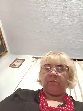 Elena_Beautiful784's Live XXX Chat