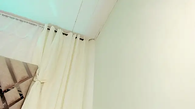 RenataPeach 现场XXX聊天