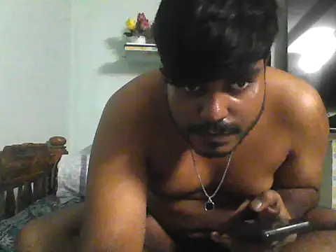 XXX chat uživo modela Foxboy65