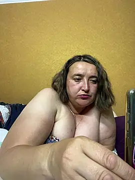 XXX chat uživo modela LiluHot