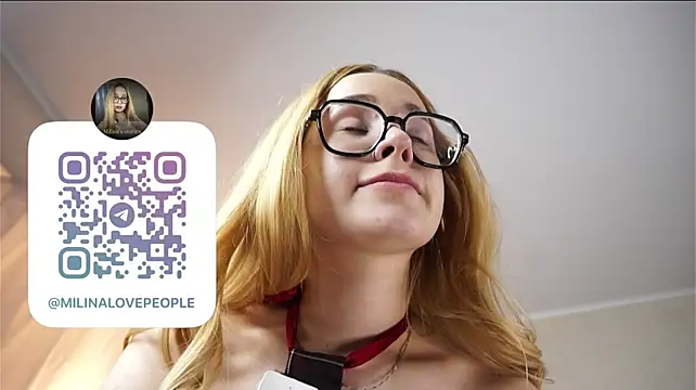 JanineFlosin Webbikameraesitys