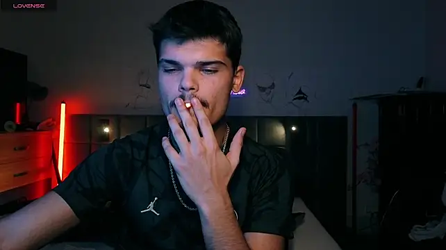 JordanShow Live XXX-chat