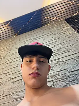Chat +18 de Lander_Cruz ao vivo