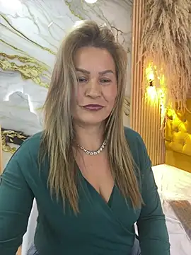 _Pamelamilff Chat XXX in diretta