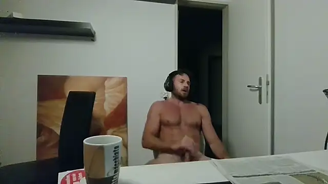 alpha-hunk Live XXX-Chat