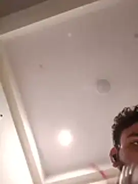 Realcumshow Live XXX-chat