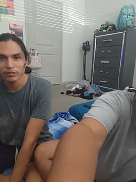 cinnaminnien Live XXX chat