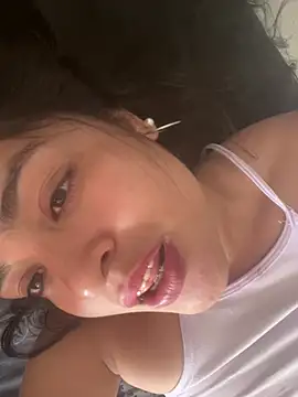 دردشة EmilyNoir1 الجنسية المباشرة