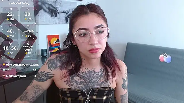 ZoeBakers_'s Live XXX Chat