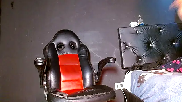 XXX chat uživo modela FuckHardlove