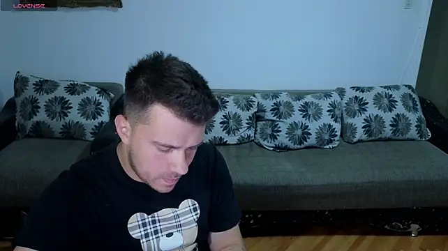 XXX chat uživo modela JohnnyStepBro