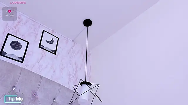 Raichell_ Chat XXX in diretta