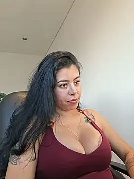 Luianna Pertunjukan Webcam