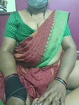 tamil-kamakanni's Live XXX Chat