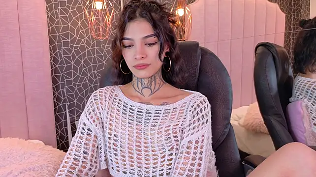 aa_lunit's Live XXX Chat
