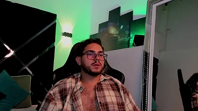 Enzo_bossJS live XXX chat