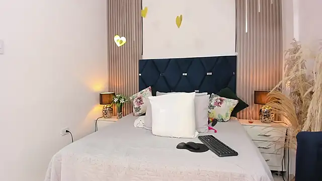 gabytyara2 Adlı Modelin Canlı XXX Sohbeti