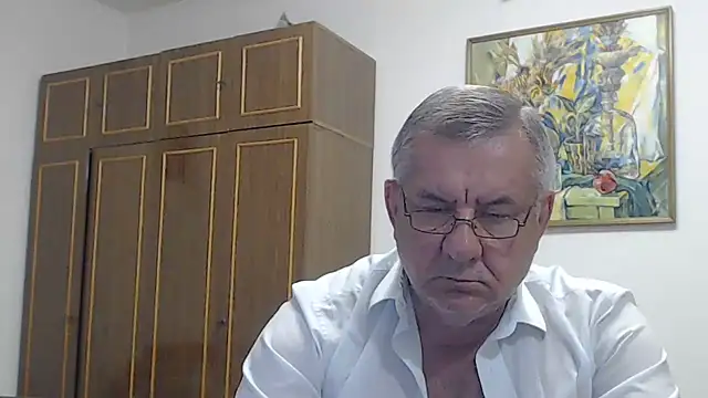 Онлайн чат XXX machomale3