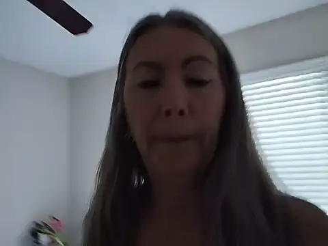 ClassyEvaRobinson XXX чат на живо