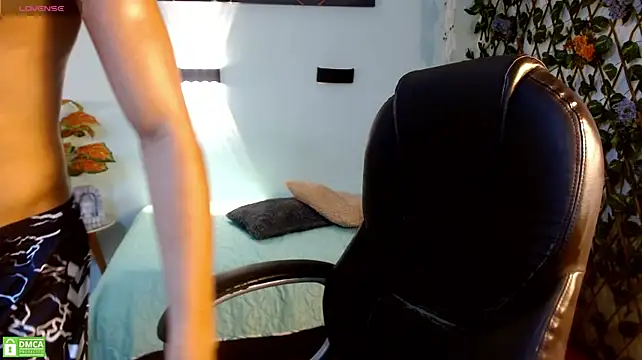 Ryan_grayx live XXX chat