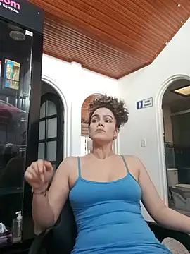 greatASS_Latina: απευθείας συνομιλία ΧΧΧ