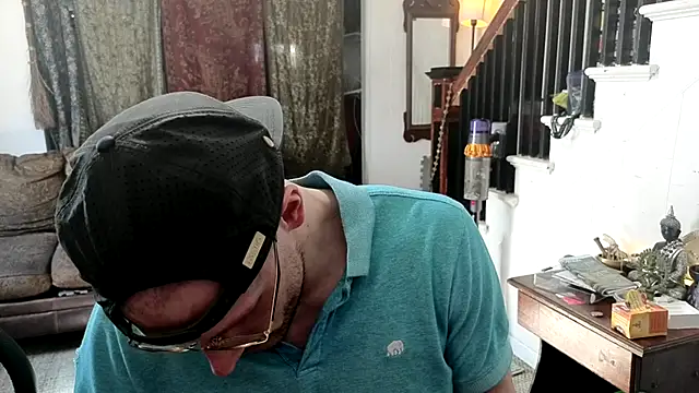 MasterDaddyCool's Live XXX Chat