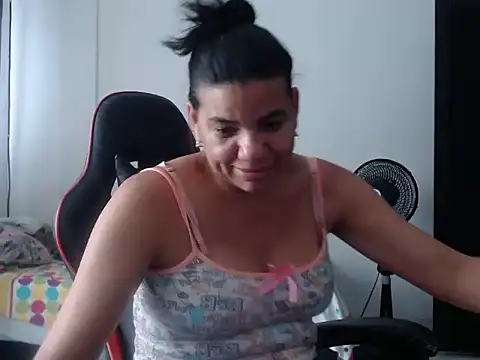 Adriana_0312 লাইভ XXX চ্যাট