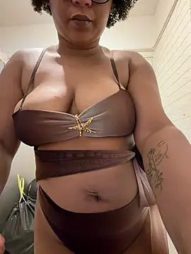 BaddieMelanie – Live XXX-chat