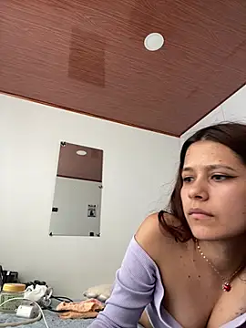 Živý XXX chat Vaiolet_H25T