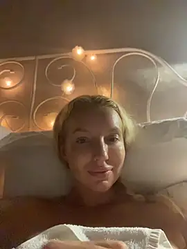aestetick's Live XXX Chat