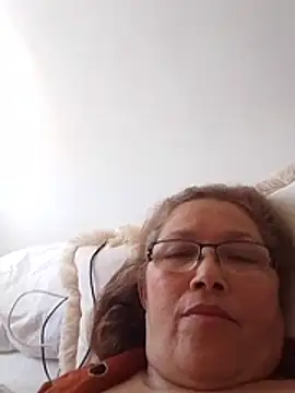 Živý XXX chat Cessi50