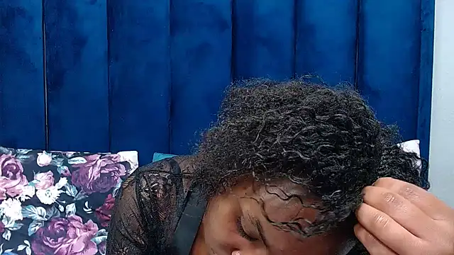 HotSmallTitsn Live XXX chat