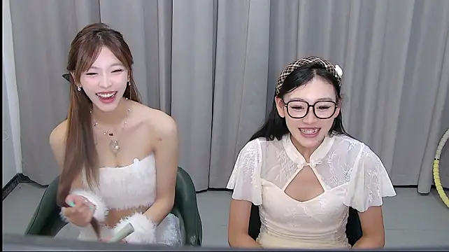 Fortun-888n Live XXX chat