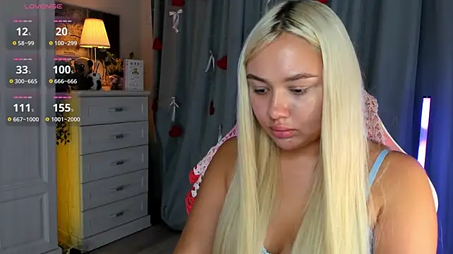 _Loneve__n Live XXX chat