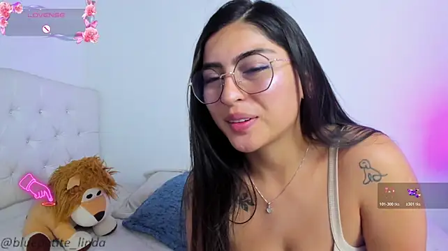 Blue_Petite 라이브 XXX 채팅