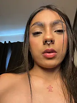 Nemesiss__'s Live XXX Chat
