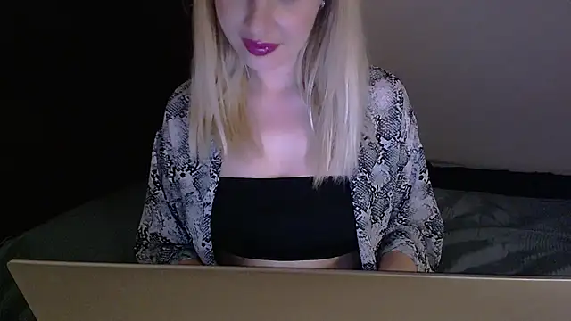 Chat XXX en directo de Lia_noo_regrets