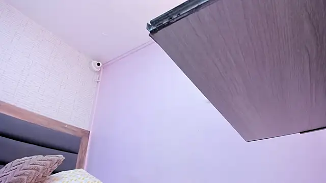 MELANIE_VEGA élő XXX-chatje