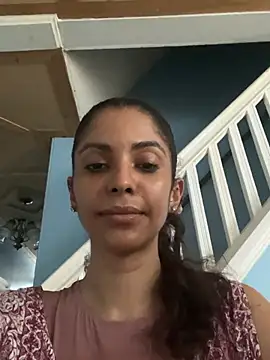 karlatiburcio Show in webcam