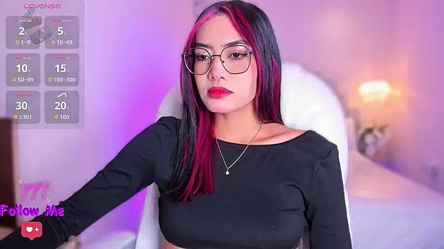 AzuraKindong's Live XXX Chat