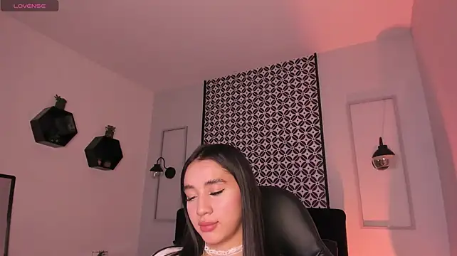 megann_blaze's Live XXX Chat
