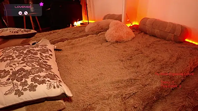 XXX chat uživo modela GingerAleMILF