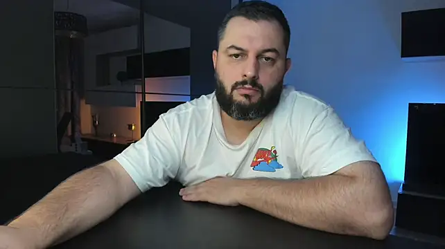 DravenPeak Chat XXX live