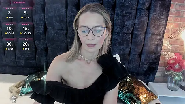 Živý XXX chat Issa_Milf__
