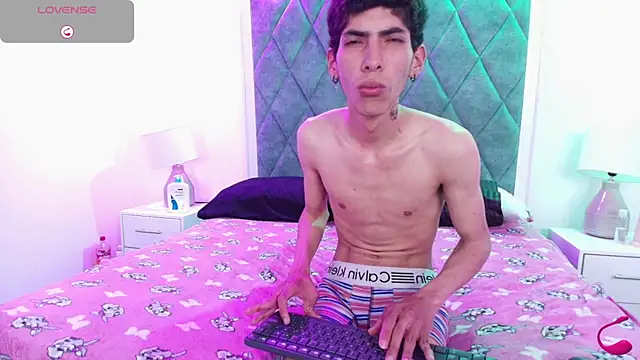 Chat XXX ao vivo de Emily_and_Taylor