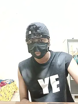 Mumbai_74's Live XXX Chat