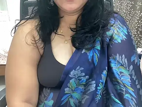 Chat XXX en directo de Mithureddy02