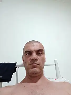 SIRMASTERDOMINATORXXL 现场XXX聊天
