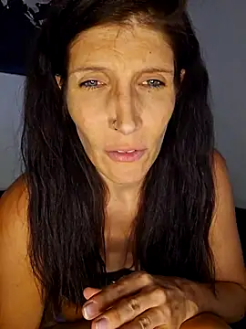 Lenchen_ Adlı Modelin Canlı XXX Sohbeti