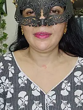 BhabhiPooja69 live XXX chat